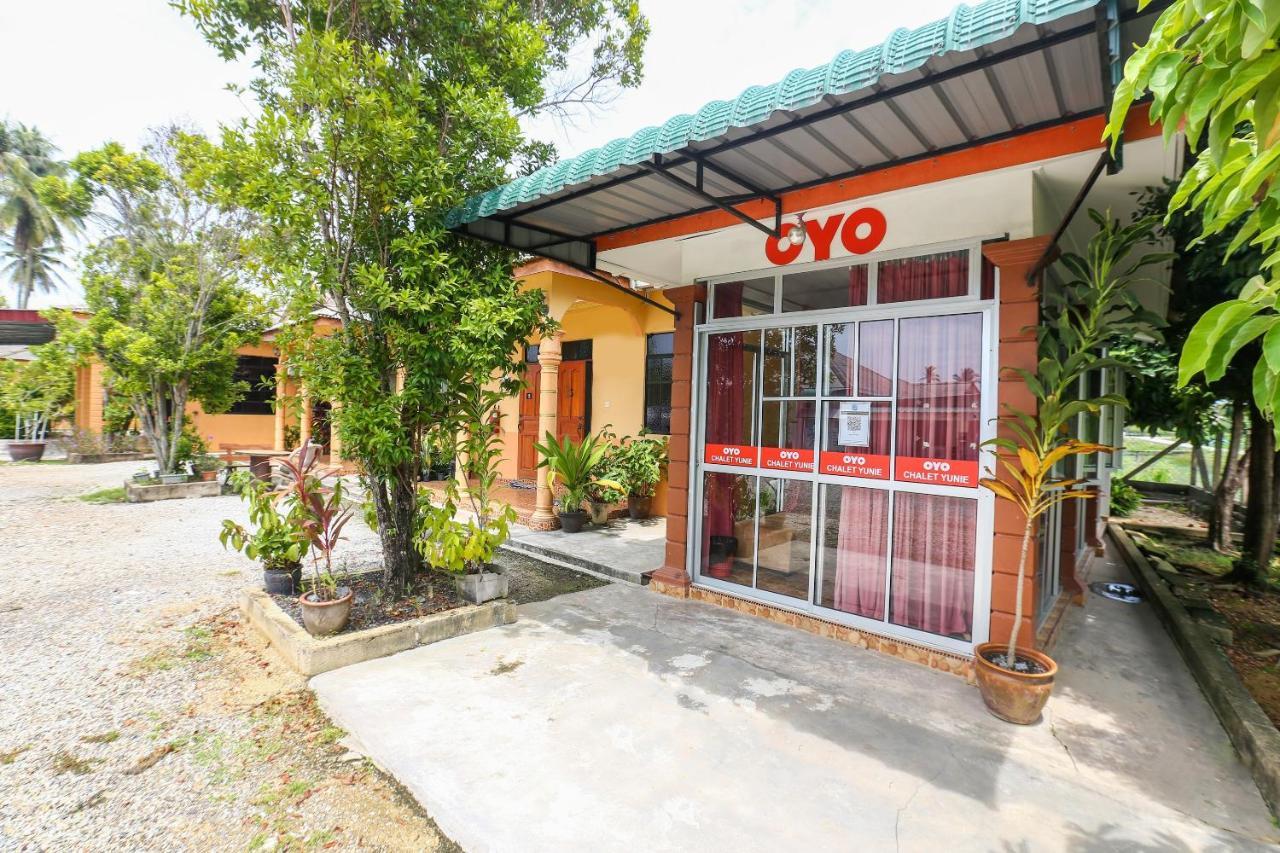 Oyo 89887 Yunie Hotel 2*