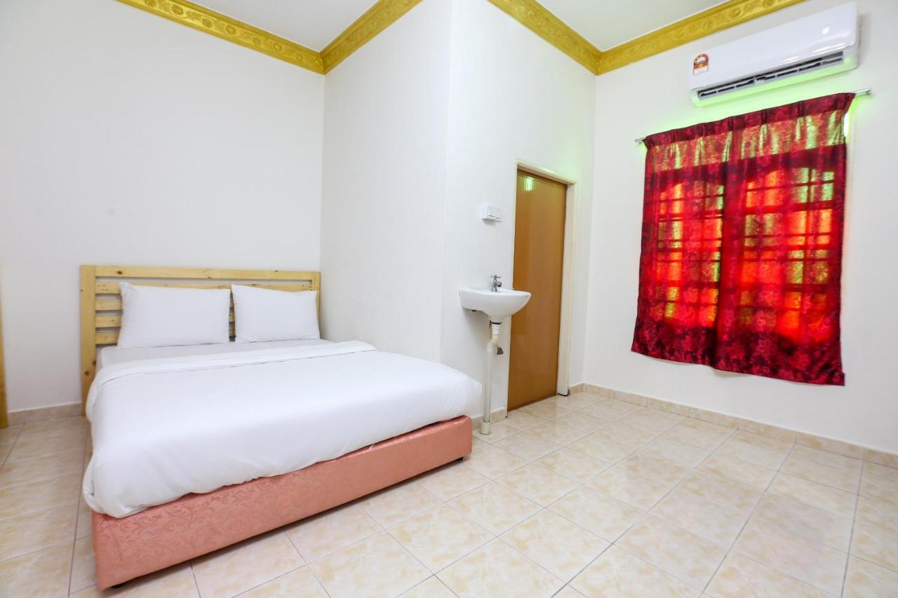 Hotel Oyo 89887 Yunie